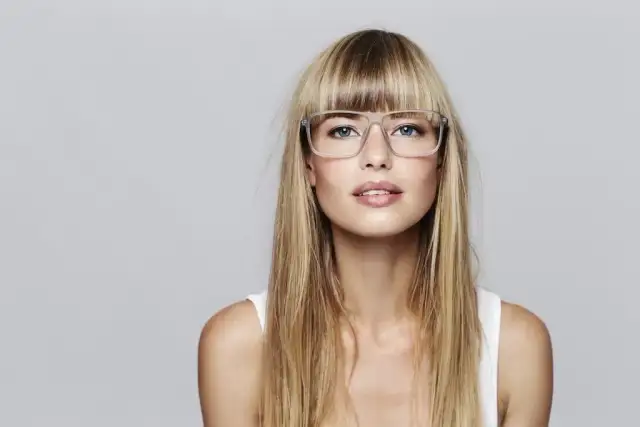 Trendy w okularach 2025/2026: Retro czy minimalizm? Wybierz idealne!