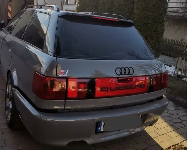 Spoiler do Audi 80 B4: Wybierz, kup i zamontuj jak ekspert!