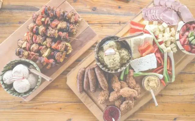 Radom od kuchni: Gdzie zjeść smacznie i na każdą kieszeń?