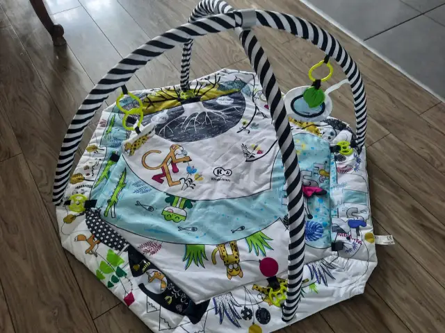 Mata sensoryczna: Klucz do rozwoju dziecka? Wybierz najlepszą!