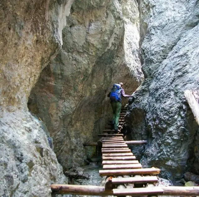 Słowacki Raj który szlak: wybierz najlepsze trasy na niezapomniane wrażenia