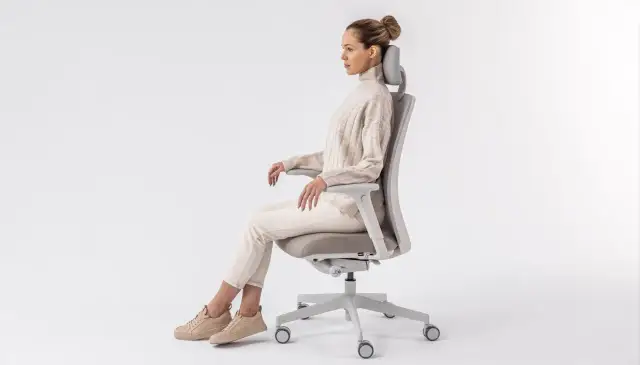 Jak wybrać krzesło biurowe? Poradnik po ergonomii i komforcie