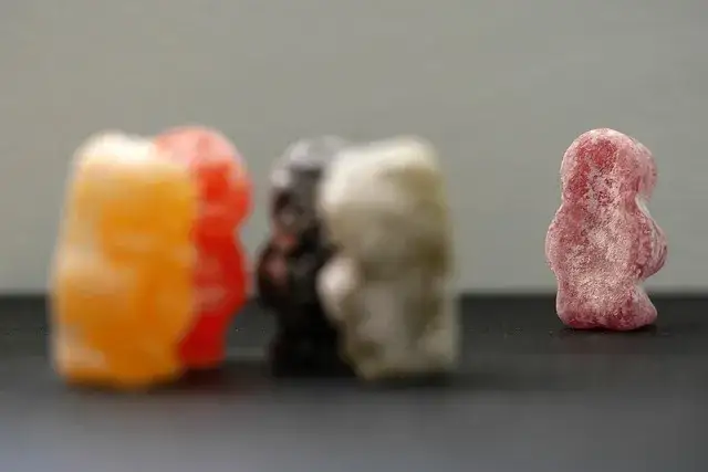 Jak przezwyciężyć lęk przed ludźmi i odzyskać pewność siebie