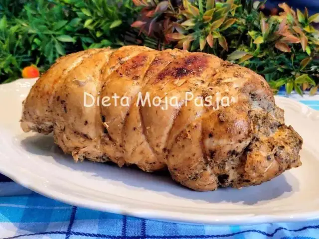 Filet z indyka: Soczyste przepisy na obiad (szybko, fit, klasyka)