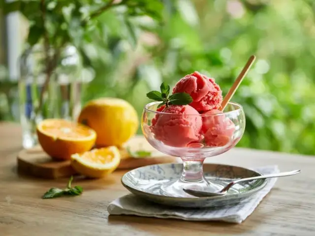 Jak zrobić sorbet? Proste triki na idealny deser bez lodu