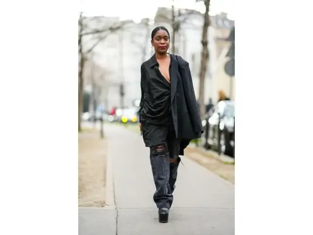 Jaka koszula do czarnych spodni, aby wyglądać stylowo na każdą okazję?