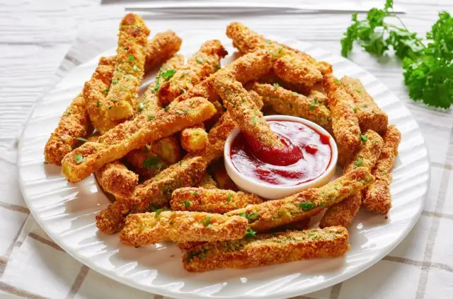 Jak zrobić frytki z cukinii, które zachwycą smakiem i zdrowiem