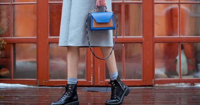 Skarpetki w stylizacjach: Jak nosić je modnie i uniknąć wpadek?