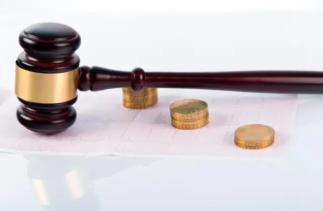 Jakie dochody uprawniają do adwokata z urzędu w Polsce? Sprawdź!