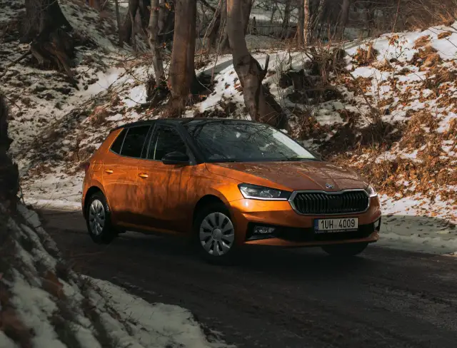 Skoda Fabia pojemność baku paliwa – co musisz wiedzieć, aby nie przepłacać