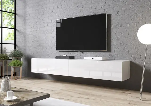 Jak wysoko zawiesić szafkę RTV wiszącą dla najlepszego komfortu?