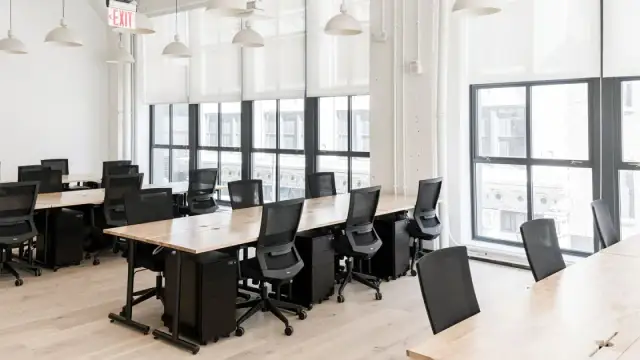 Ile kosztuje budowa 1m2 biurowca? Poznaj ukryte czynniki wpływające na cenę