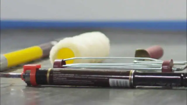 Jak malować farbą ceramiczną: sprawdzone techniki i błędy do unikania