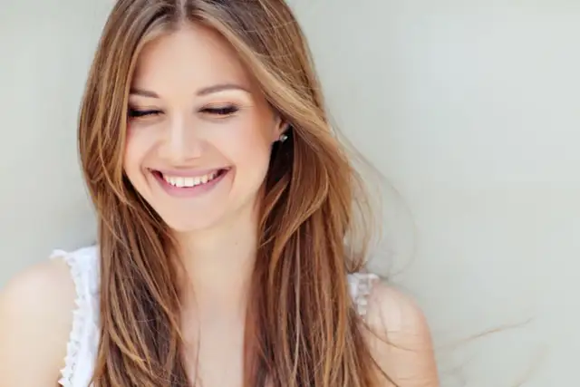 Lange Haare: Welcher Haarschnitt passt zu Ihnen? Trends & Tipps