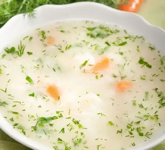 8 sprawdzonych sposobów jak zagęścić zupę krem bez użycia mąki i zasmażki