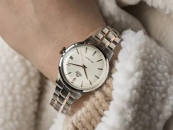 Orient damski: Zegarek z duszą? Wybierz idealny model dla siebie!