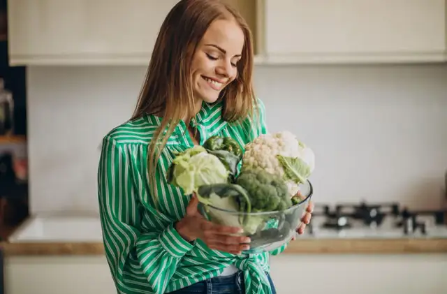 Dieta wegetariańska dla kogo? Odkryj, kto może na niej skorzystać