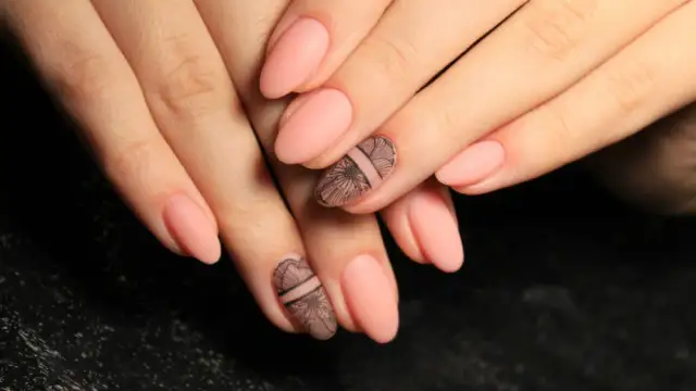 Czy paznokcie akrylowe są szkodliwe dla zdrowia i naturalnych paznokci?