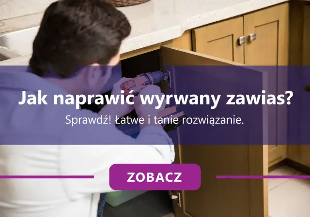 Mężczyzna naprawia zawias w szafce wiertarką.