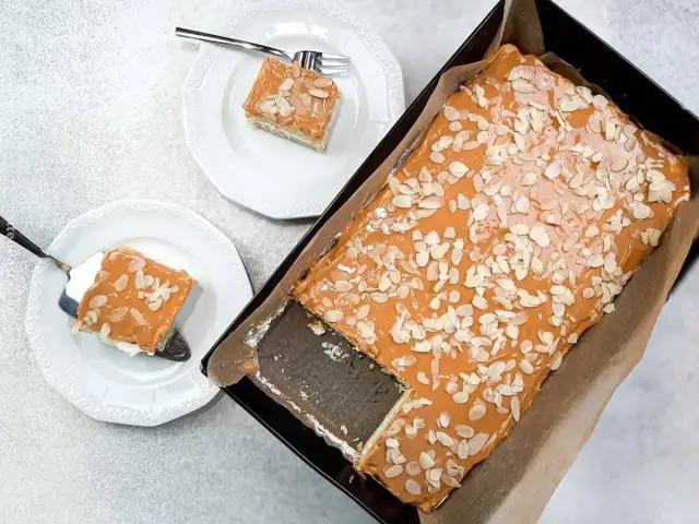 Ciasto Krówka: Gotowy czy domowy kajmak? Wybierz idealny!