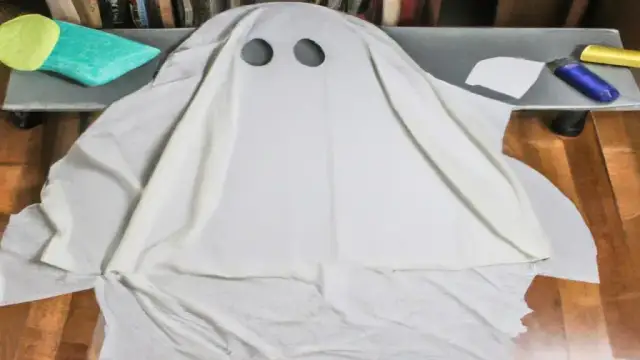 Jak zrobić strój ducha dla dziecka? Szybko, tanio i prosto!
