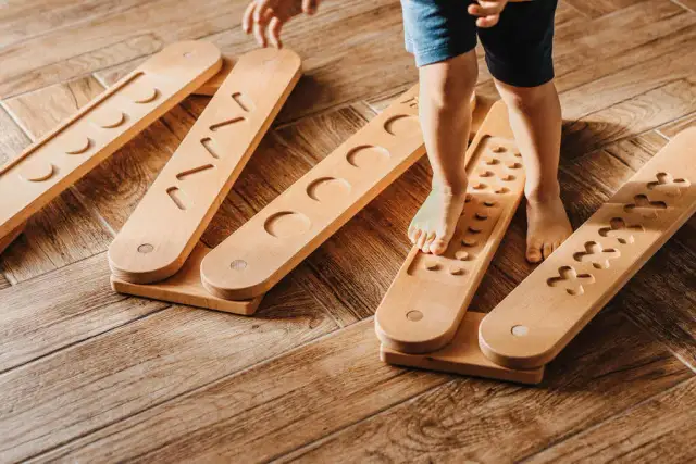 Zabawki sensoryczne dla 6-latka: Klucz do rozwoju i sukcesu w szkole