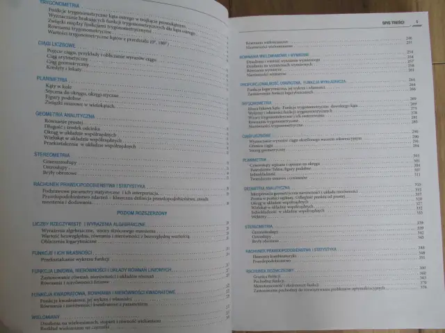 Jakie repetytorium z fizyki rozszerzonej pomoże ci zdać maturę?