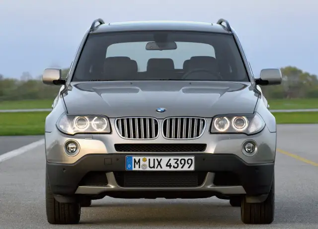 BMW X3 opinie: co musisz wiedzieć przed zakupem tego SUV-a?