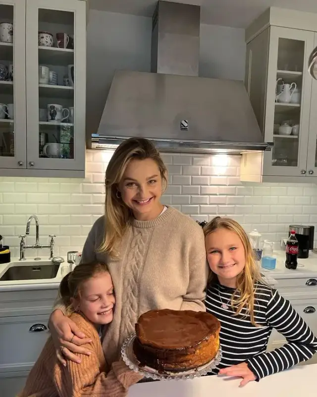 Ile dzieci ma Małgorzata Socha? Poznaj sekrety jej życia rodzinnego!