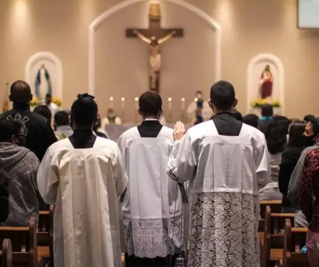 Jak kupić bierzmowanie i uniknąć poważnych konsekwencji prawnych