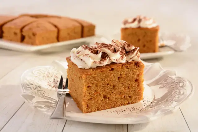 Najlepszy przepis na ciasto marchewkowe Gellwe, które zachwyca smakiem