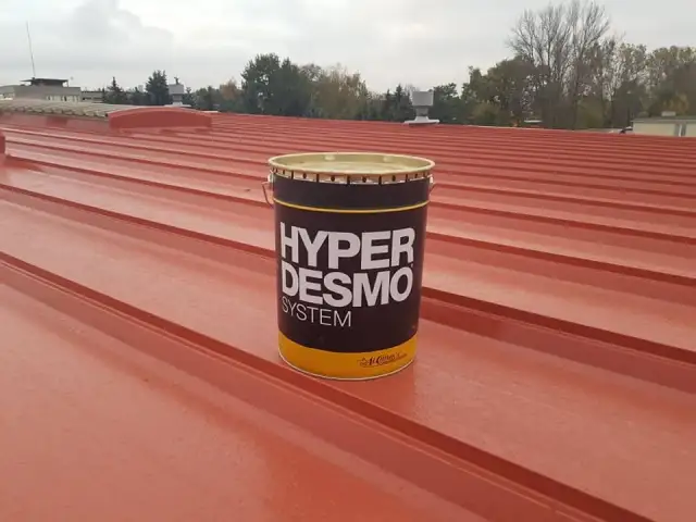 Jak uszczelnić dach przy ścianie, aby uniknąć kosztownych napraw