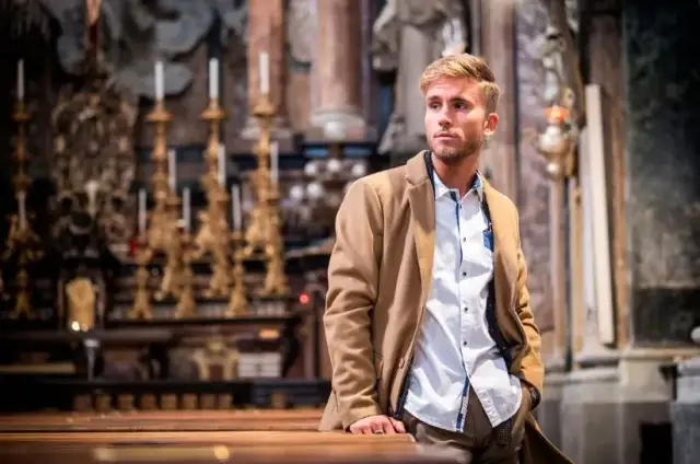 W co się ubrać na bierzmowanie jako gość, aby nie popełnić błędu?