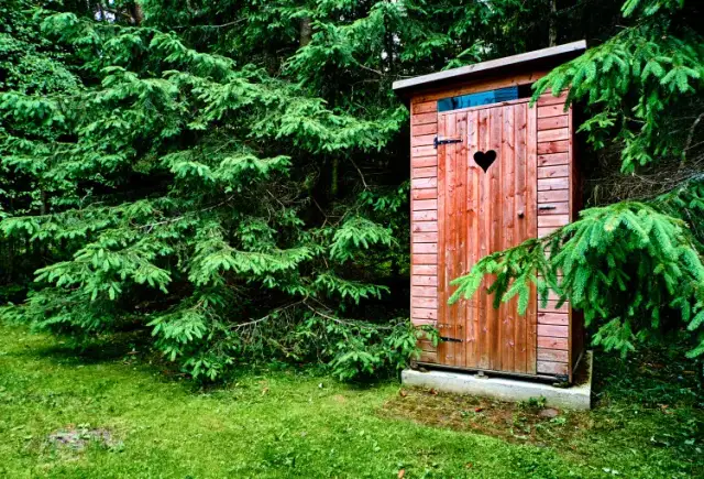 Jak zrobić WC na działce ROD: proste kroki i ważne przepisy