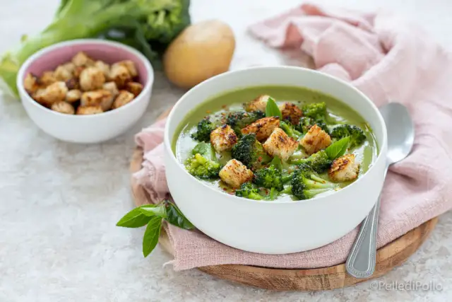 Minestra Broccoletti e Patate: Ricetta Cremosa Perfetta