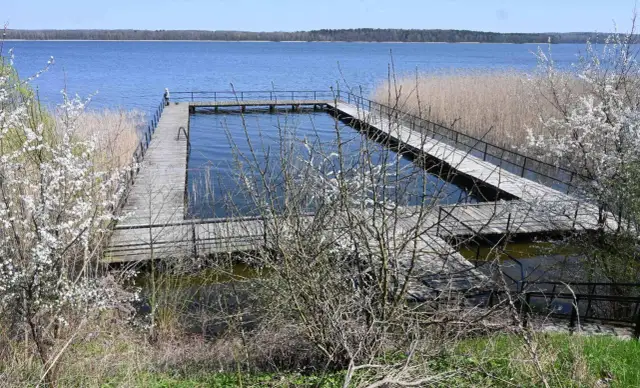 Zezwolenie na wędkowanie w jeziorze Dąbrowa Wielka – aktualne informacje