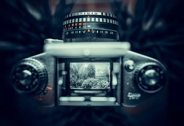 Czy warto spakować Sigmę 20-200 mm F/3.5-6.3 DG Contemporary do plecaka?