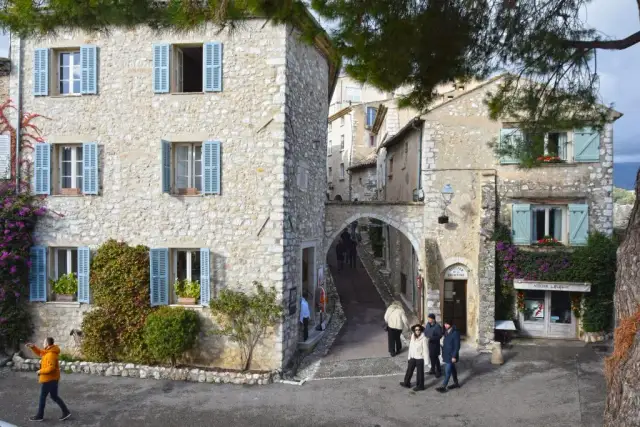 Okolice Nicei co warto zobaczyć: ukryte skarby i niezapomniane miejsca