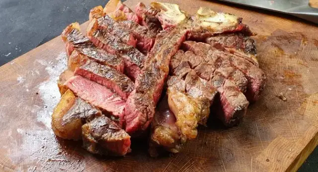 Butcher Grill w Krakowie – wyjątkowe steki i grillowane smaki