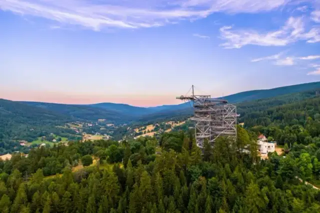 Świeradów-Zdrój: Atrakcje, szlaki, Sky Walk. Zaplanuj idealny urlop