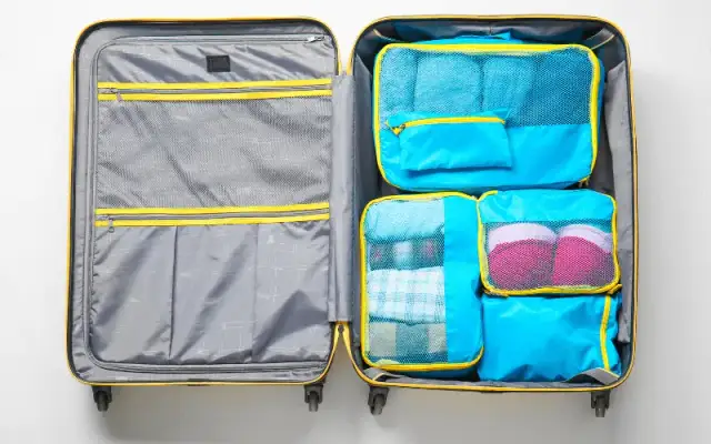 Jak spakować walizkę? Praktyczny poradnik krok po kroku