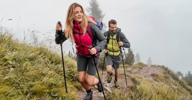 Kijki trekkingowe: Jak wybrać komfort i bezpieczeństwo w górach?