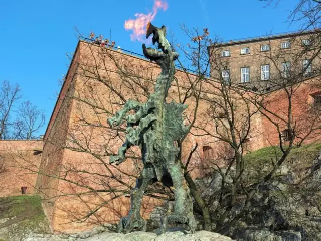 Kraków z dziećmi: Wawel, smok i 25+ pomysłów na rodzinną przygodę