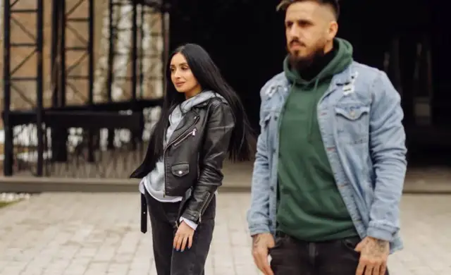 Jaką kurtkę do bluzy z kapturem wybrać, aby nie popełnić błędu?