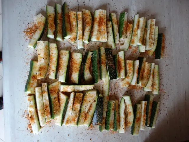 Z czego można zrobić dietetyczne frytki? Zdrowe warzywne alternatywy