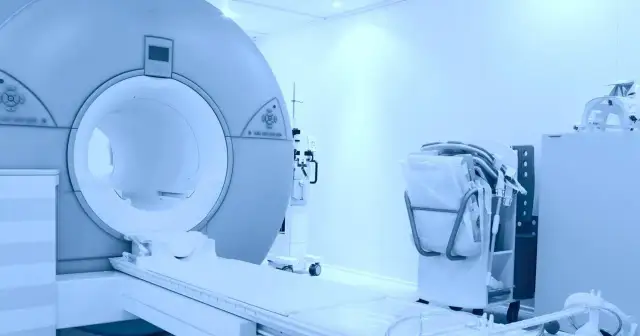 TK z kontrastem a nerki: Czy to bezpieczne? Sprawdź, co musisz wiedzieć