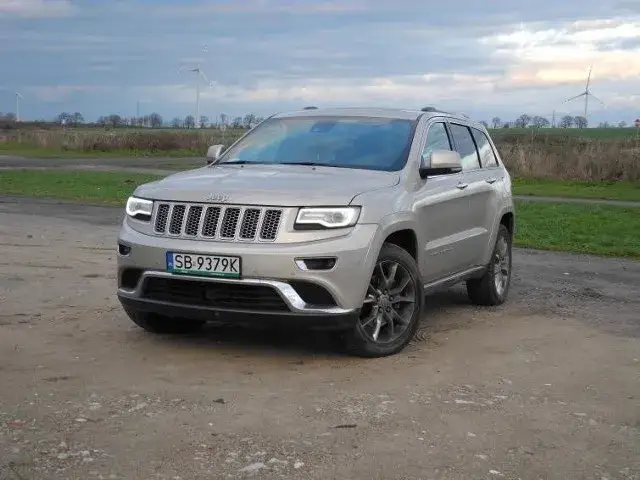 Jeep Grand Cherokee 3.0 CRD: Który silnik wybrać? Wady i zalety