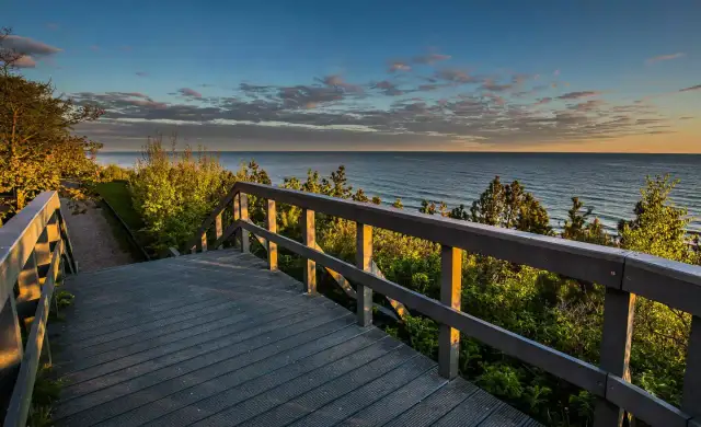 Jastrzębia Góra: Gdzie zjeść? Przewodnik po najlepszych smakach!