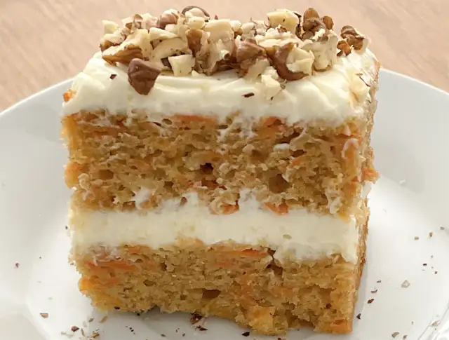 Przepis na pyszne ciasto marchewkowe z przyprawą Kamis – idealne i wilgotne