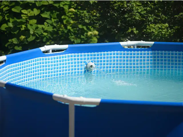 Swim spa: czy warto? Przewodnik po wyborze, kosztach i zaletach